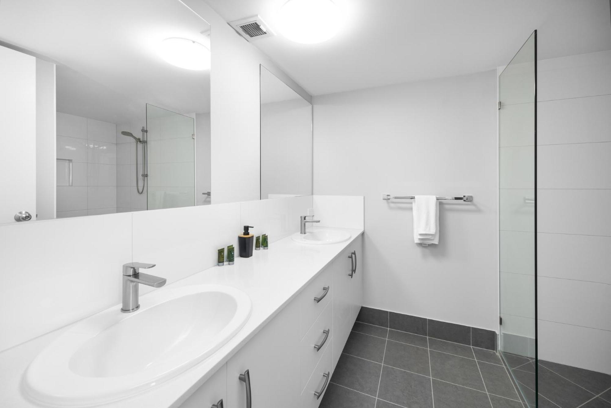 Cerulean Apartments Caloundra Esterno foto