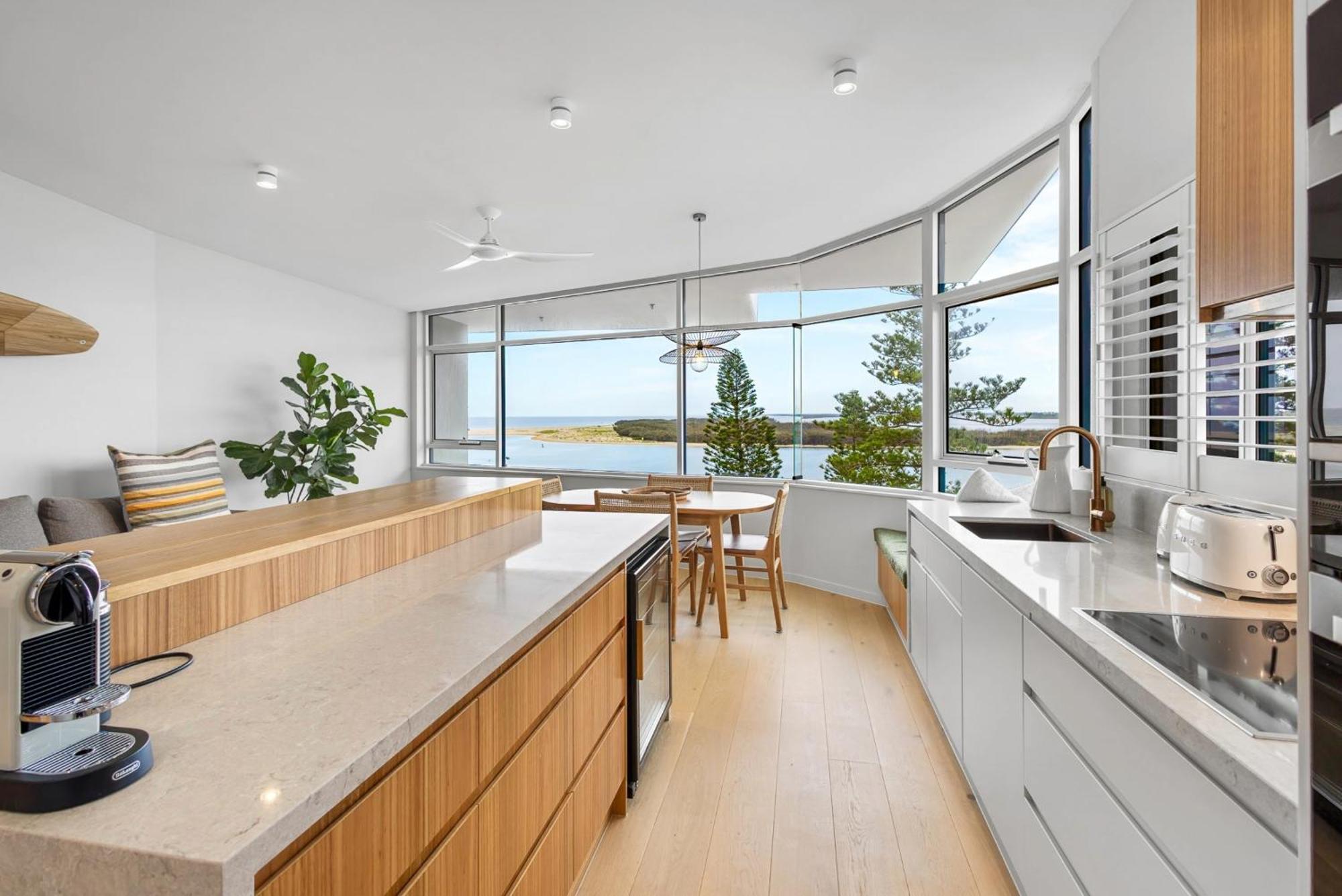 Cerulean Apartments Caloundra Esterno foto